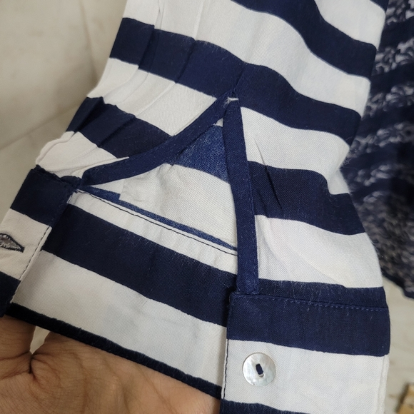 ✨️Chic Striped Button Down Shirt - Picture 8 of 9
